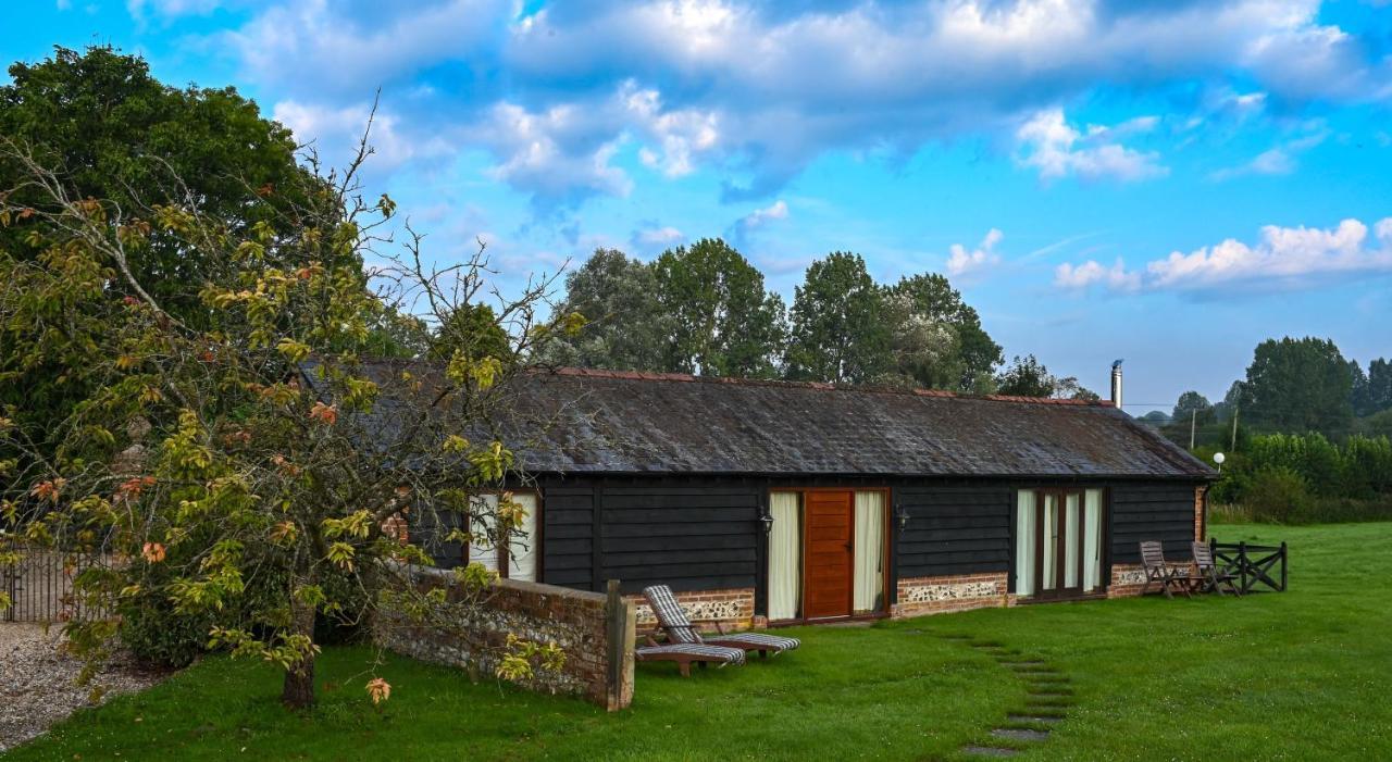 The Tool Shed Villa Wimborne Minster Luaran gambar